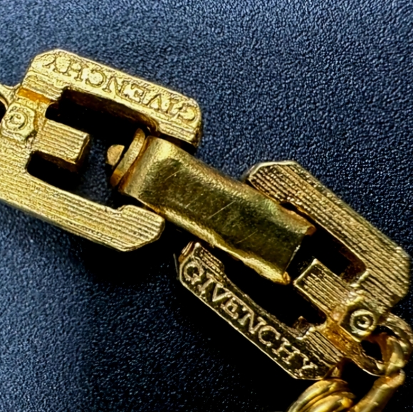 Givenchy Gold-plated Double G Long Necklace - Picture 4 of 6